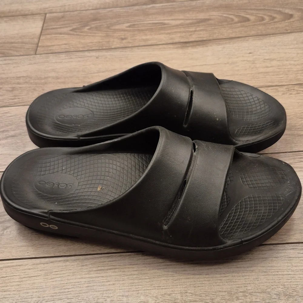 OOFOS Ooahh Black‎ Slip On Rubber Mens Sz 10 Slide Sandals Shoes Unisex